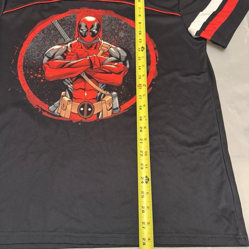 Deadpool Men's Graphic Soccer‎ Jersey Size Medium